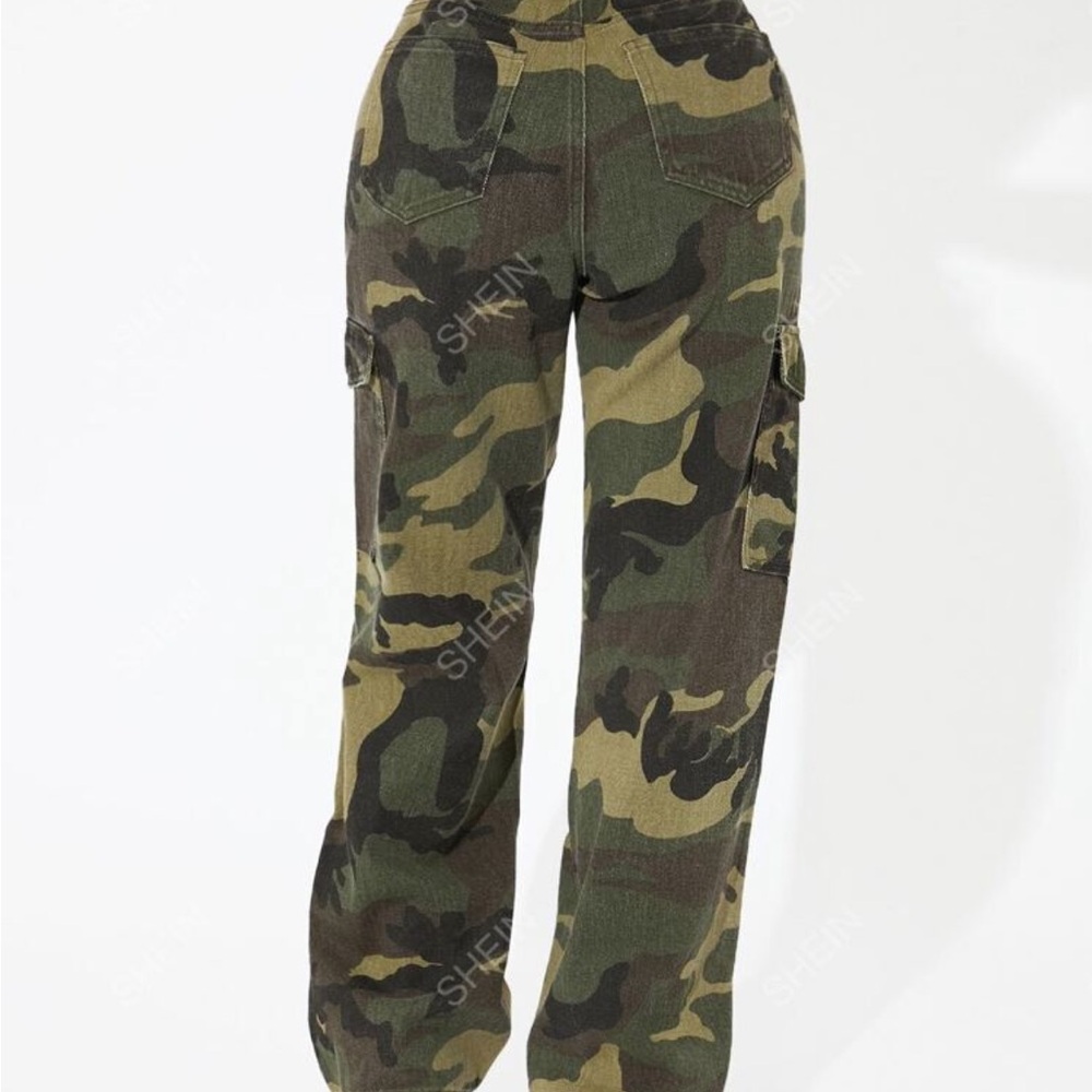 camo cargo pants